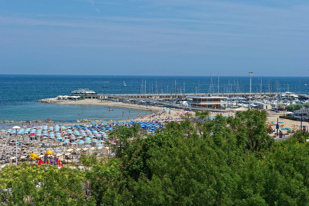 Hotel Torretta Каттолика Экстерьер фото