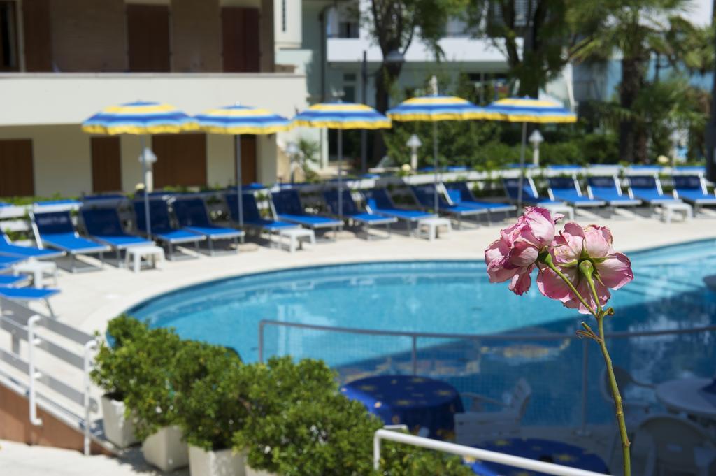 Hotel Torretta Каттолика Экстерьер фото