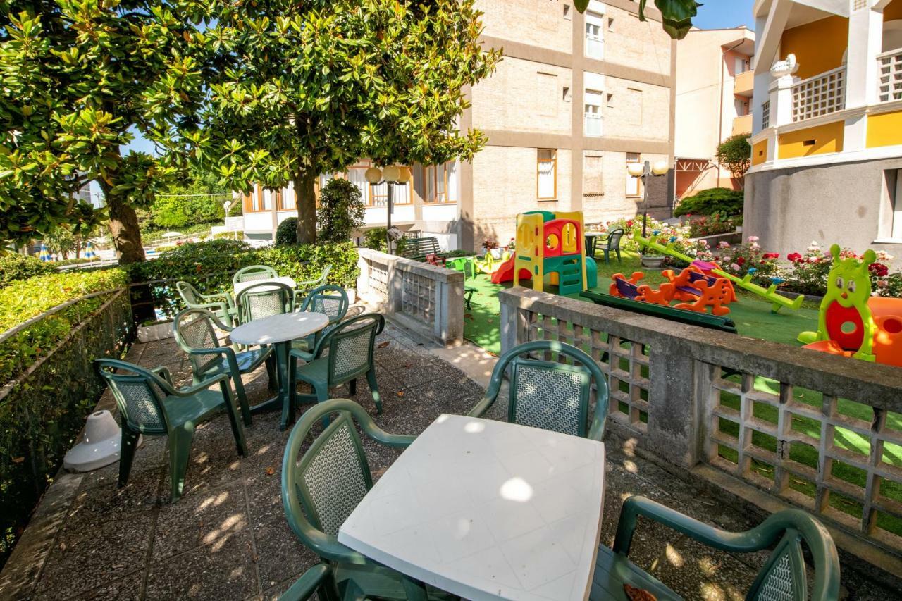 Hotel Torretta Каттолика Экстерьер фото