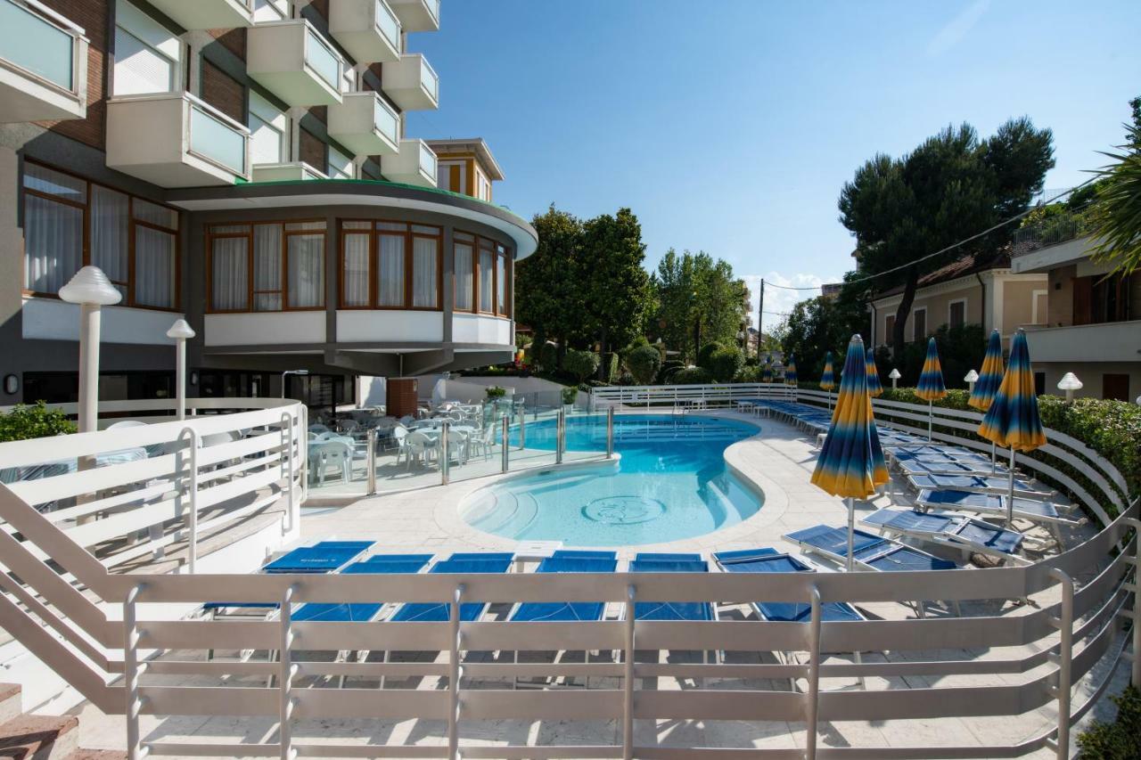 Hotel Torretta Каттолика Экстерьер фото